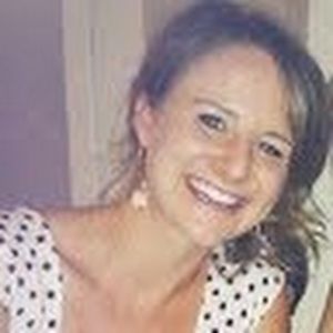 Meet your Posher, Elana